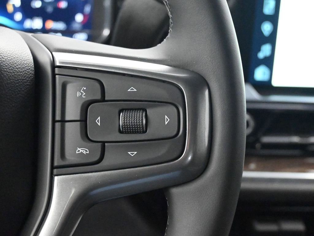 Used 2025 Chevrolet Silverado 1500 LT Trail Boss w/ LPO, Dark Essentials Package image 35