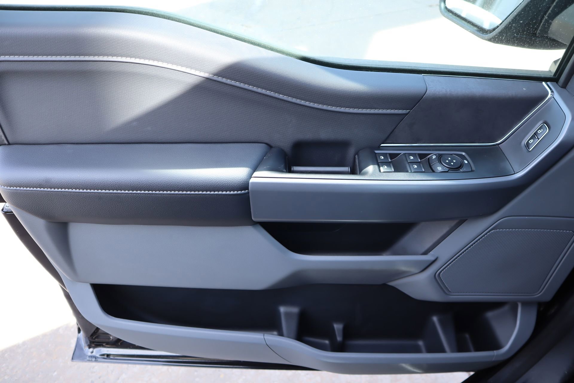 New 2026 Ford F150 XLT w/ Tow/Haul Package image 15