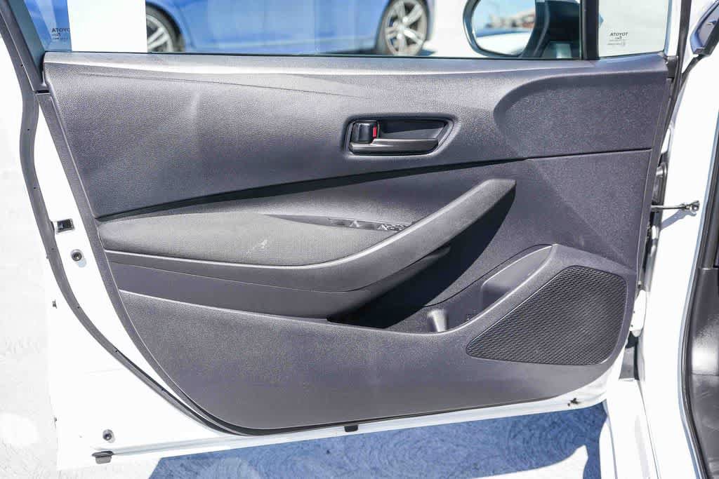 Used 2024 Toyota Corolla LE FWD image 21
