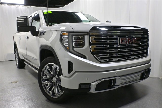 Certified 2024 GMC Sierra 1500 Denali w/ Denali Reserve Package image 2