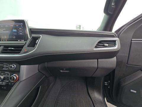 Used 2021 GMC Yukon SLT w/ SLT Premium Package image 24