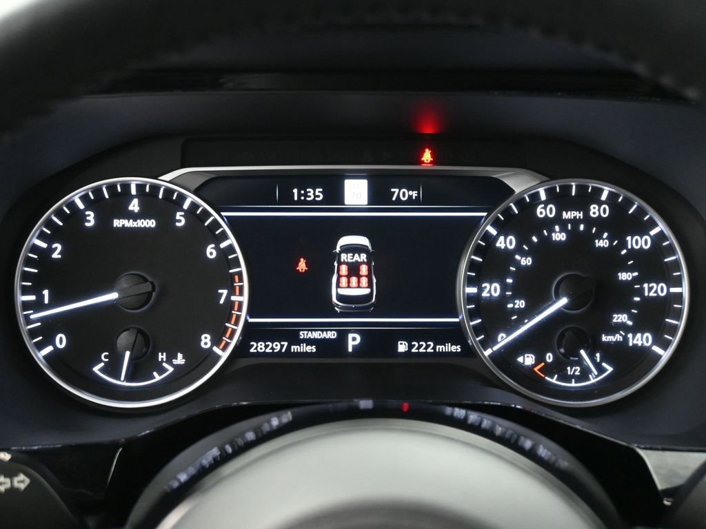 Used 2024 Nissan Pathfinder SL w/ SL Premium Package FWD image 8