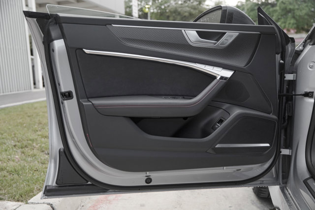 New 2025 Audi RS 7 Performance image 14