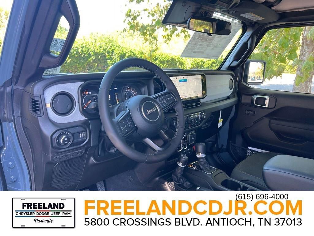 New 2025 Jeep Gladiator Sport image 18