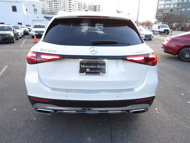 Used 2025 Mercedes-Benz GLC 300 4MATIC image 3