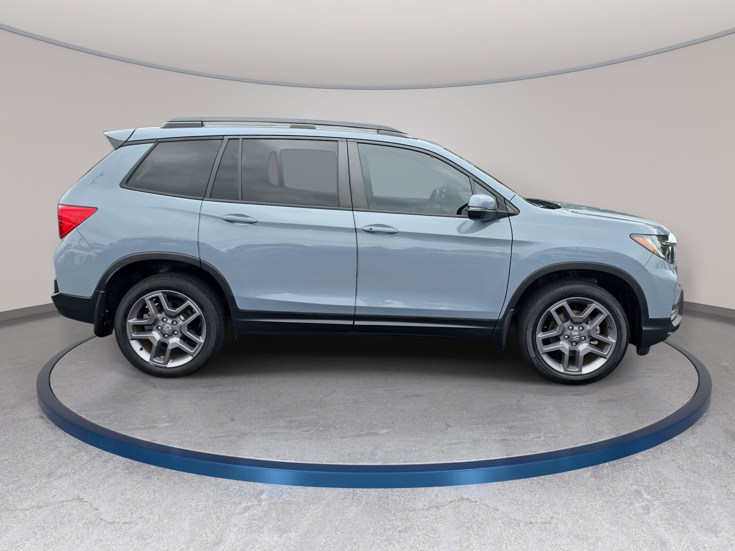 Used 2023 Honda Passport EX-L image 4