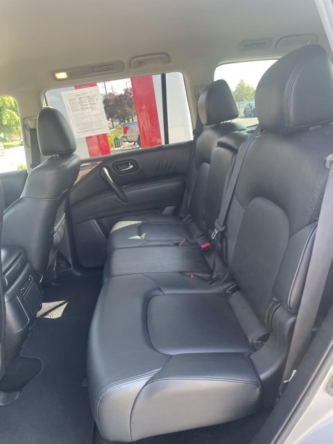 Used 2023 Nissan Armada SV image 7