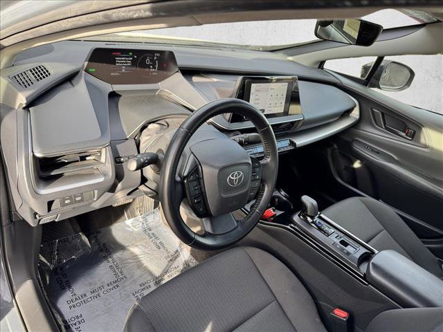 Used 2024 Toyota Prius LE image 12
