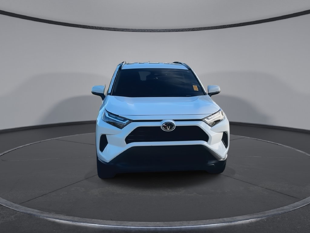 Certified 2025 Toyota RAV4 XLE FWD image 3