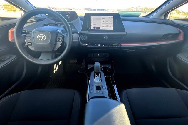 Used 2024 Toyota Prius Prime image 7