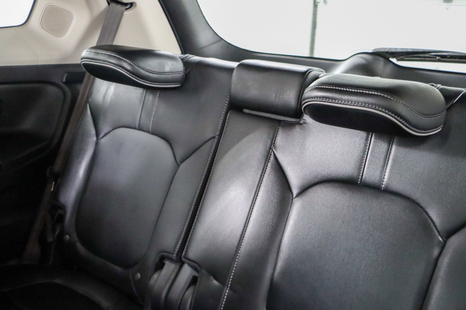 Used 2025 Honda Pilot Elite image 26