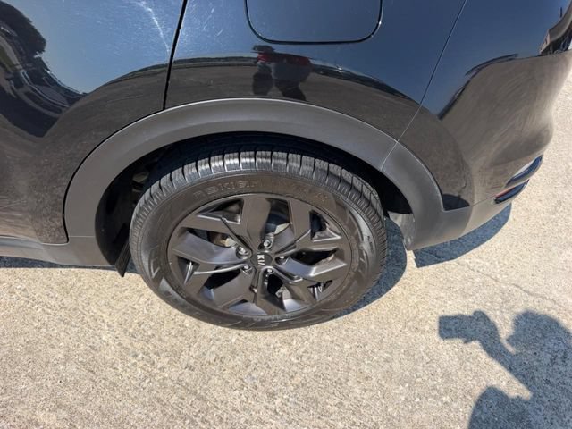 Certified 2022 Kia Sportage LX w/ LX FWD Value Edition Package image 6