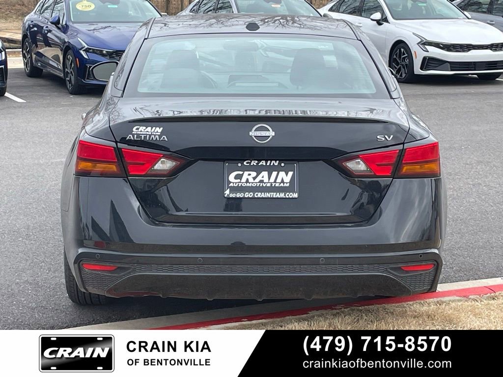 Used 2024 Nissan Altima 2.5 SV image 6