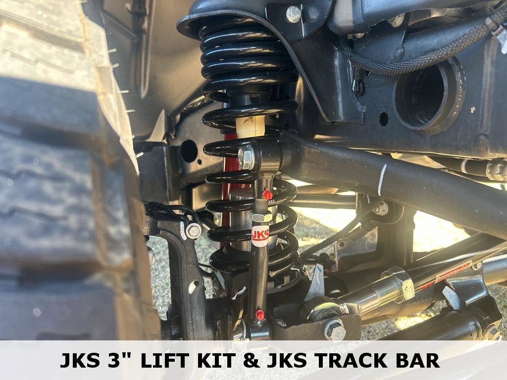 Used 2025 Jeep Gladiator Sport image 16