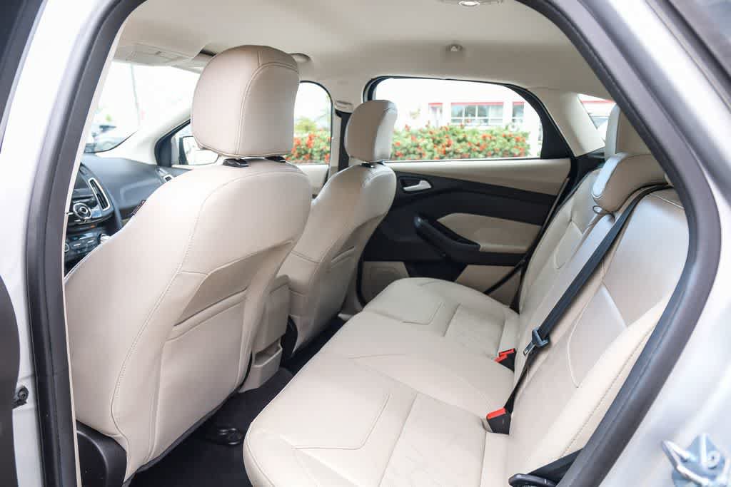 Used 2017 Ford Focus Electric Hatchback FWD image 18