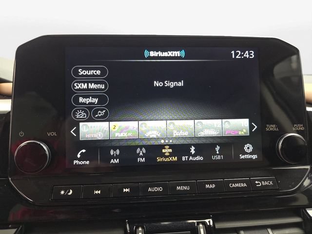 Used 2025 Nissan Pathfinder Platinum w/ Cargo Package FWD image 21