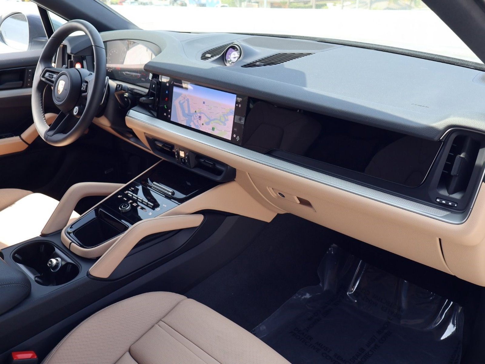 New 2026 Porsche Cayenne Coupe AWD/4WD image 25