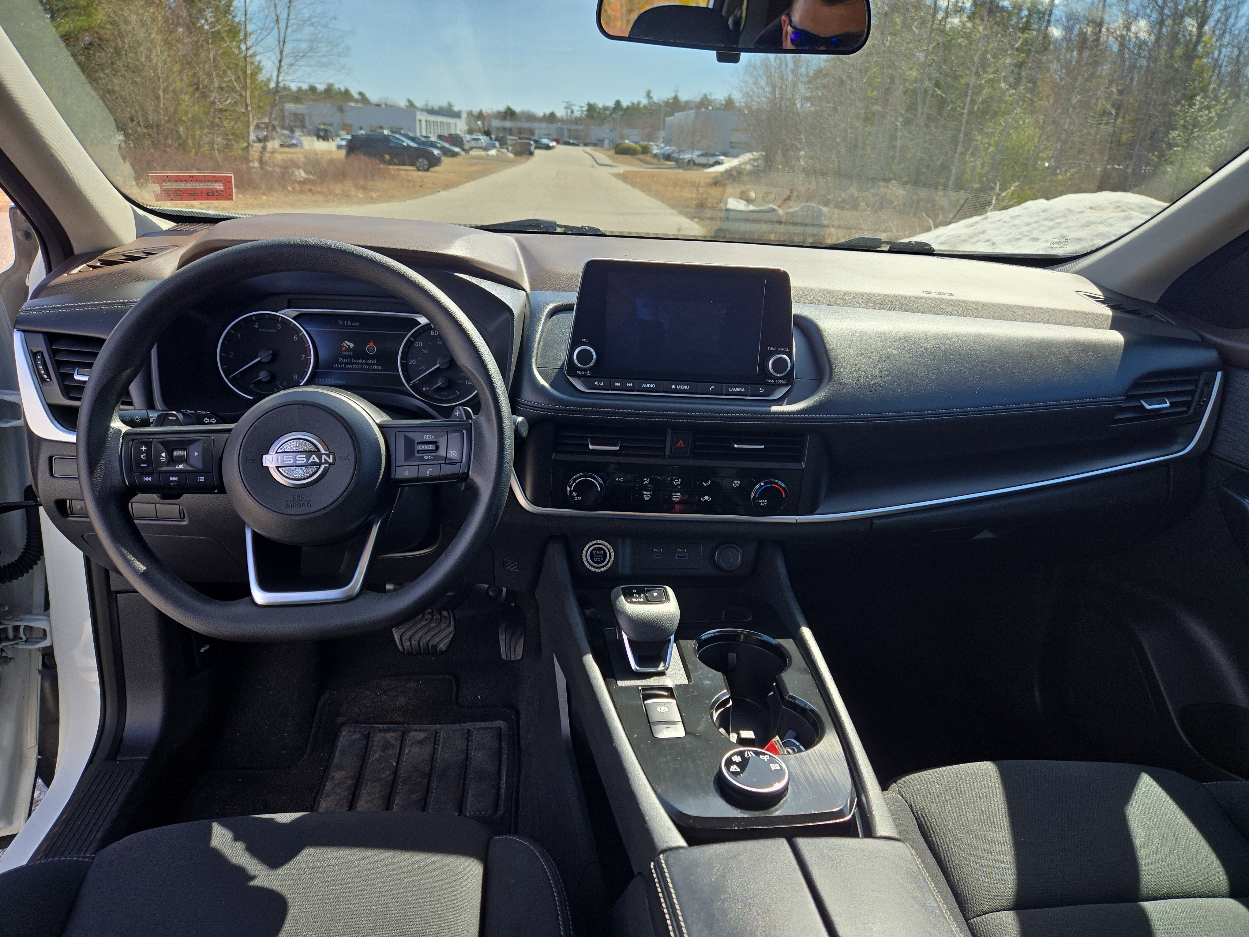 Used 2023 Nissan Rogue S image 18