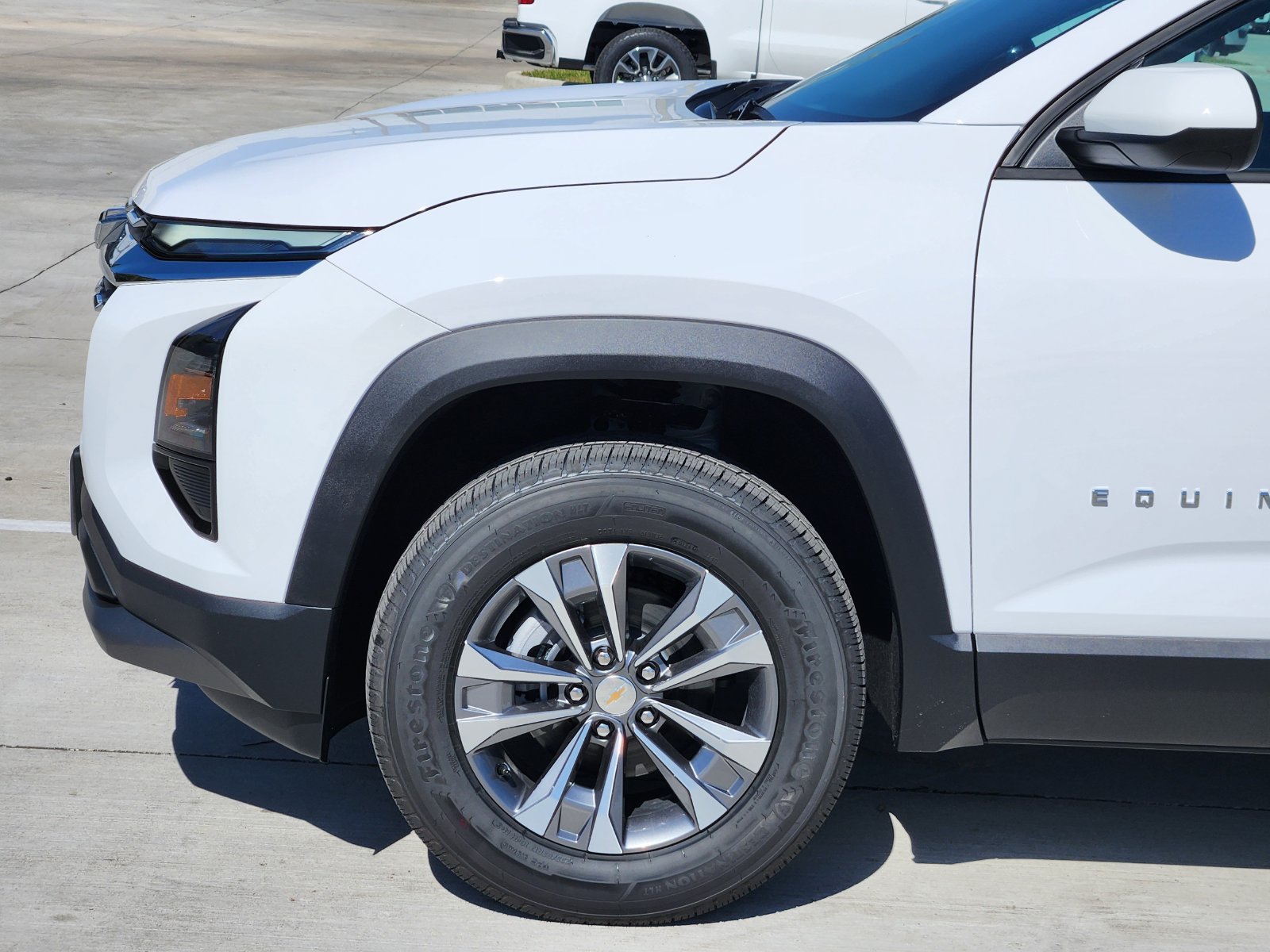 New 2027 Chevrolet Equinox LT FWD image 10