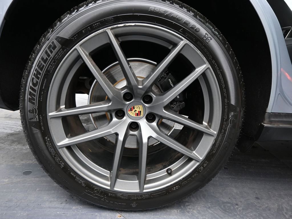 Used 2024 Porsche Macan Turbo image 55