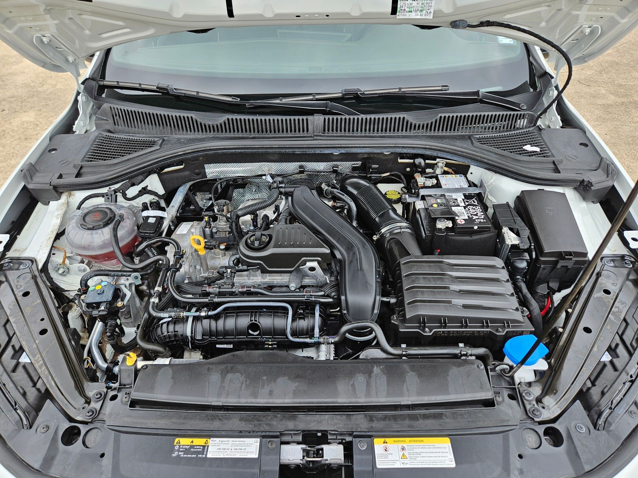 Used 2025 Volkswagen Jetta Sport FWD image 32