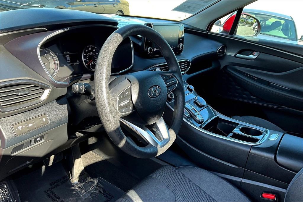 Certified 2023 Hyundai Santa Fe SE image 9