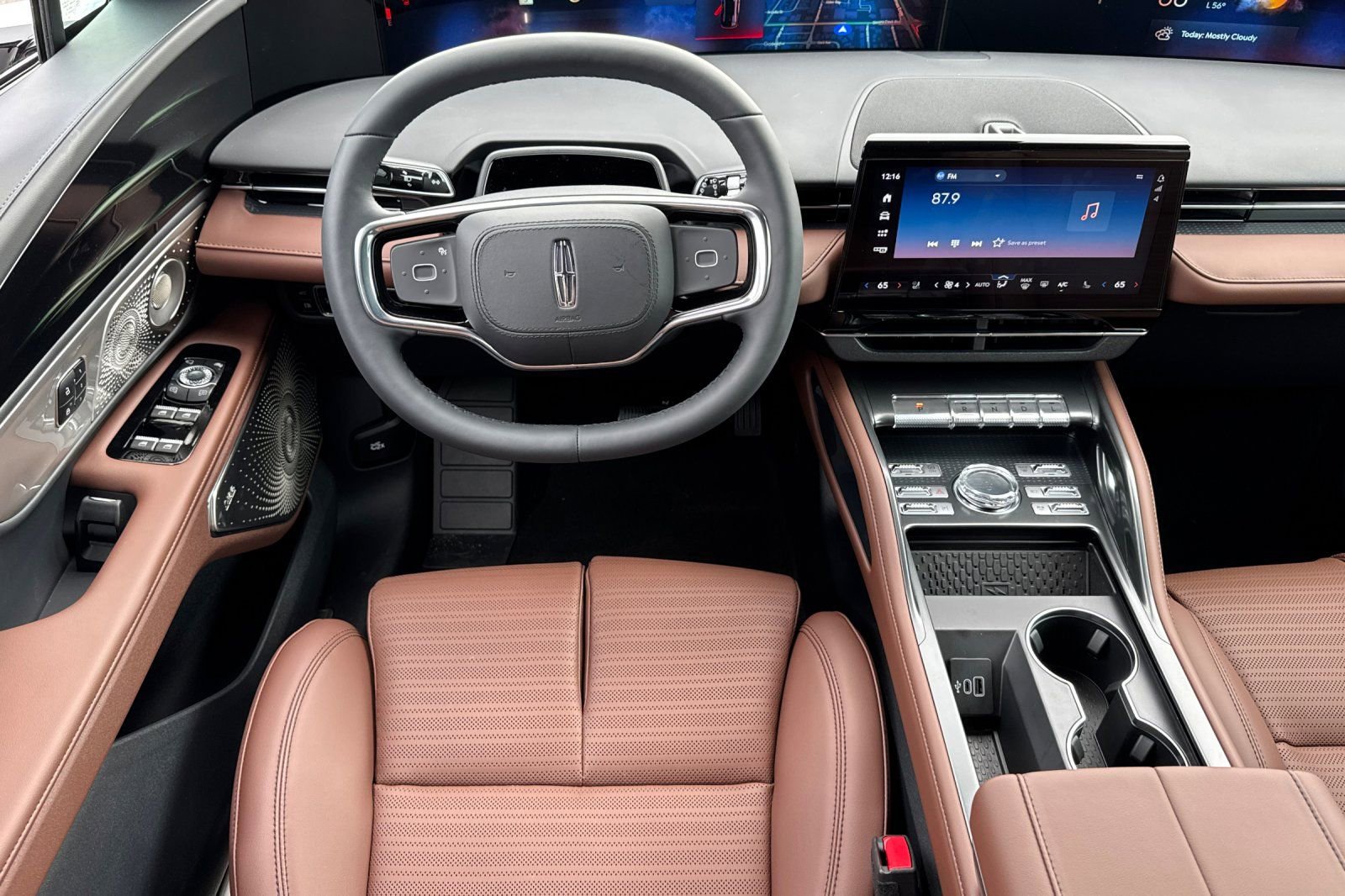 New 2026 Lincoln Nautilus Reserve image 12