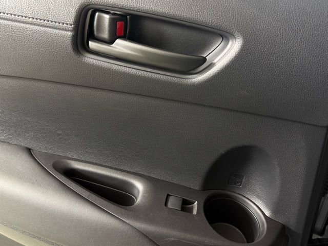 Used 2024 Toyota Corolla Cross SE w/ Moonroof Package image 25