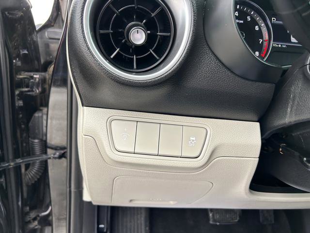 Certified 2023 Kia Forte LXS image 24