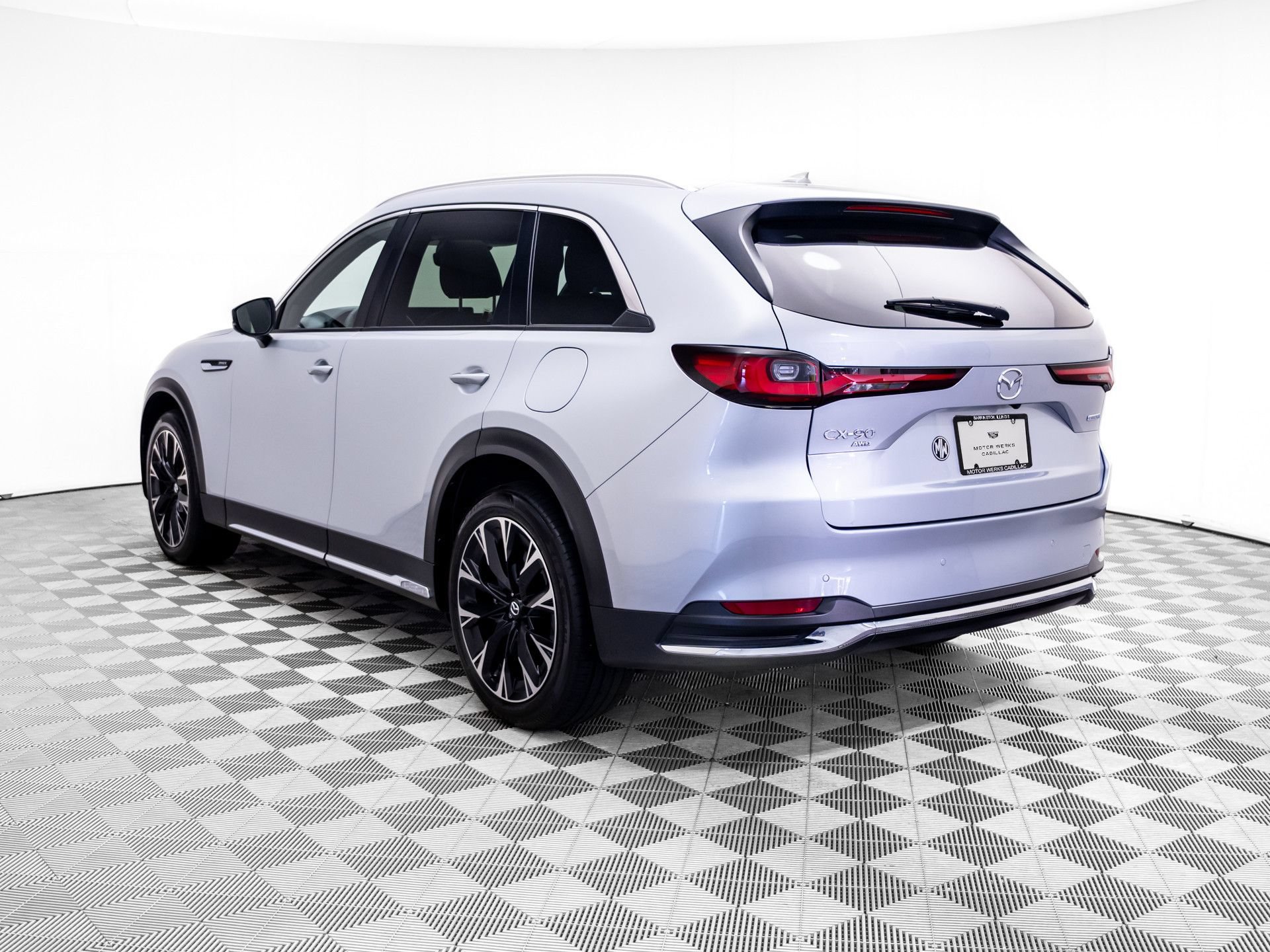 Used 2024 MAZDA CX-90 Plug-In Hybrid w/ Premium Plus AWD/4WD image 3