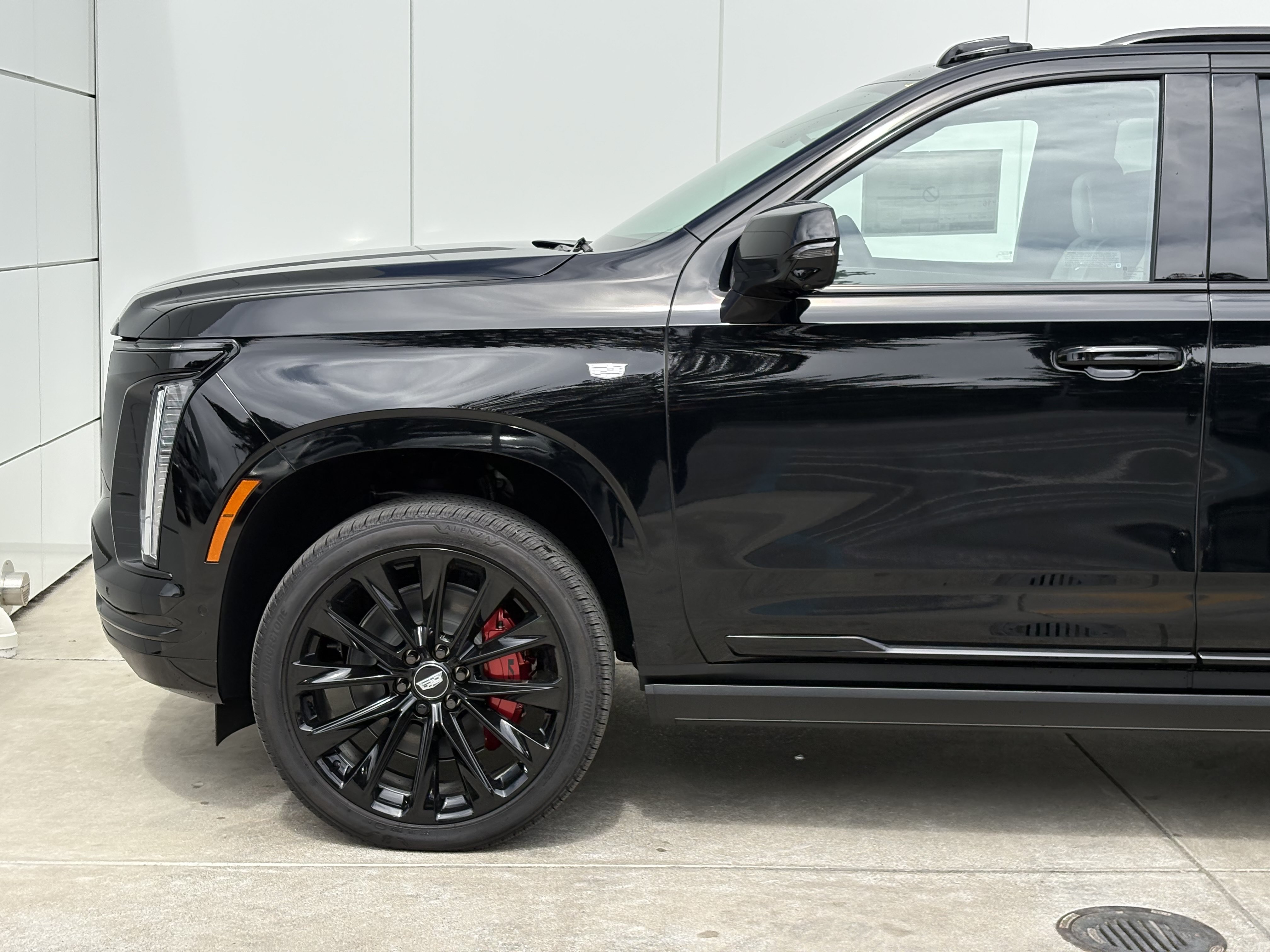 New 2026 Cadillac Escalade Platinum Sport w/ LPO, ONYX Package AWD/4WD image 5