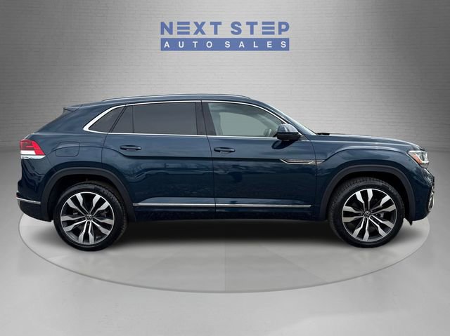 Used 2021 Volkswagen Atlas Cross Sport SEL Premium R-Line image 9