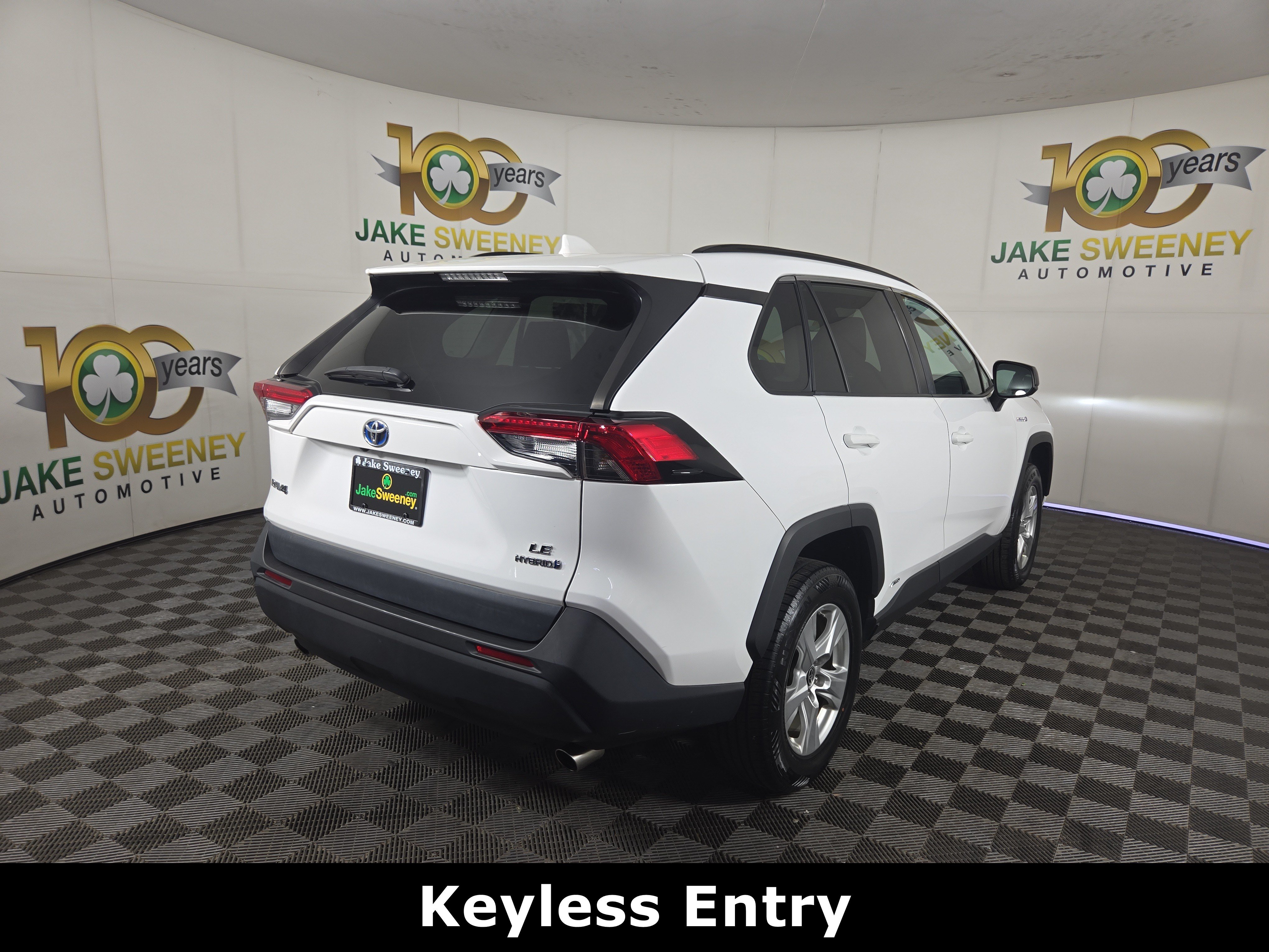 Used 2021 Toyota RAV4 LE AWD/4WD image 10