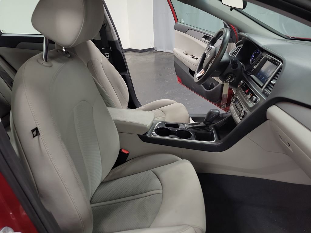 Used 2019 Hyundai Sonata SE image 22