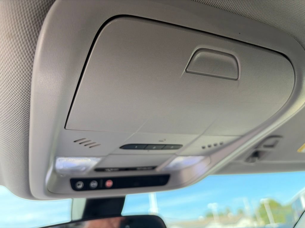 Used 2019 Chevrolet Equinox LT FWD image 25