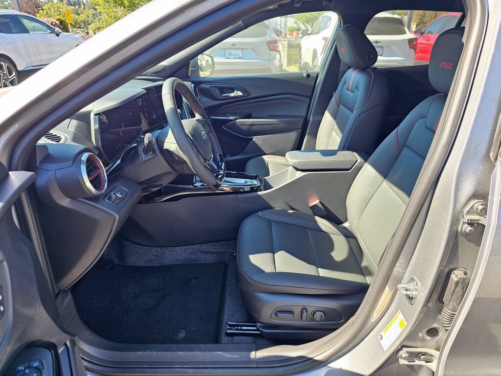 New 2026 Chevrolet Trax RS w/ Driver Confidence Package FWD image 20