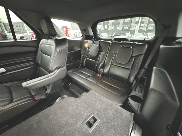 Used 2020 Ford Explorer XLT w/ Equipment Group 202A image 23