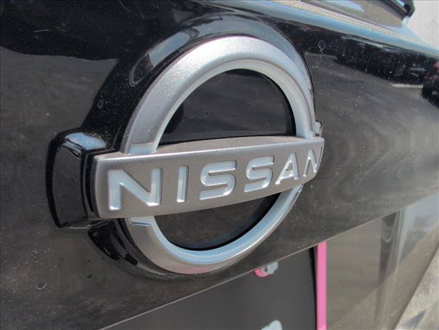New 2025 Nissan Kicks SR w/ Illumination Package FWD image 24
