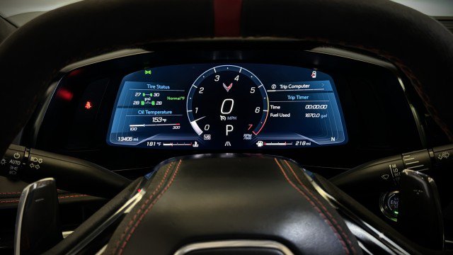 Used 2024 Chevrolet Corvette Stingray Premium Cpe w/ Z51 Performance Package RWD image 11