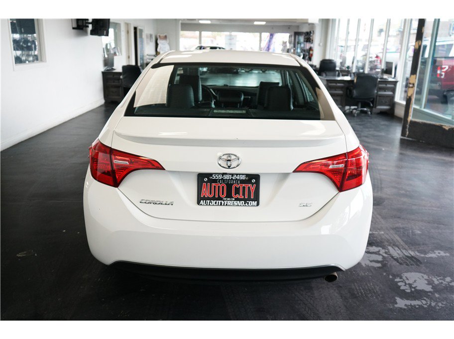 Used 2018 Toyota Corolla SE FWD image 6