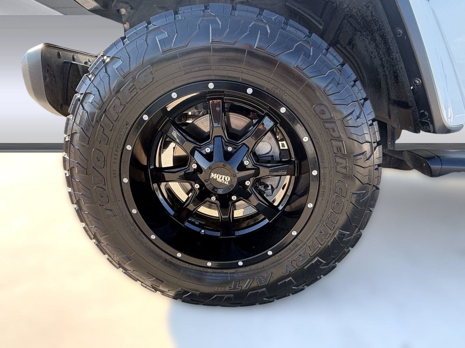 Used 2018 Jeep Wrangler Unlimited Rubicon AWD/4WD image 12