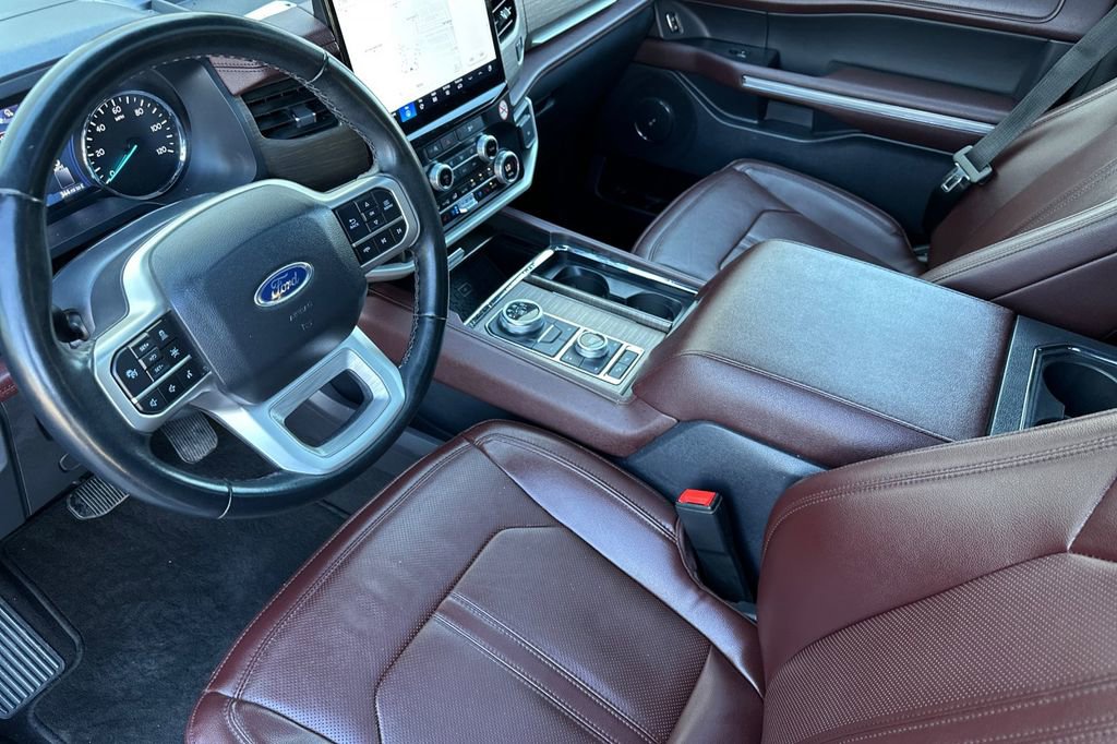 Used 2024 Ford Expedition Max Limited AWD/4WD image 10