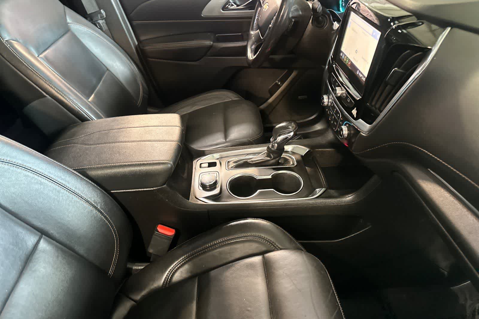Used 2021 Chevrolet Traverse LT w/ LT Premium Package AWD/4WD image 20