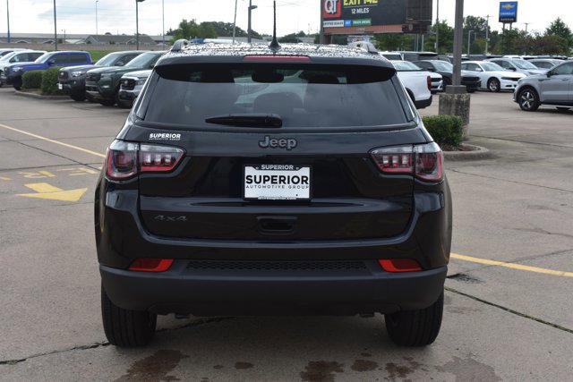 New 2026 Jeep Compass Latitude image 6