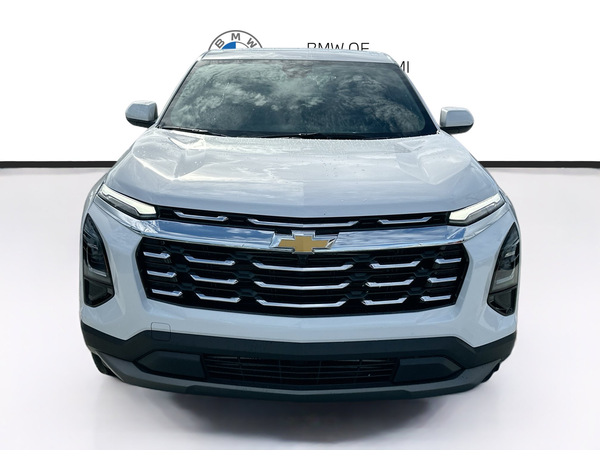 Used 2025 Chevrolet Equinox LT FWD image 2