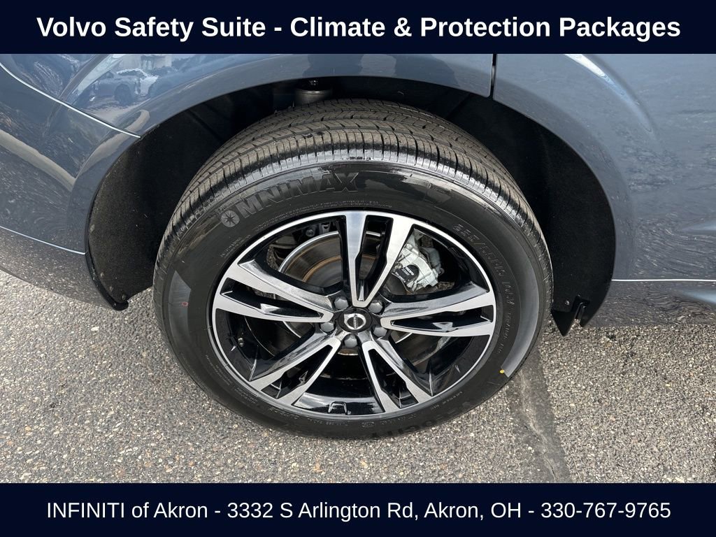 Used 2021 Volvo XC60 T5 Momentum w/ Premium Package image 21