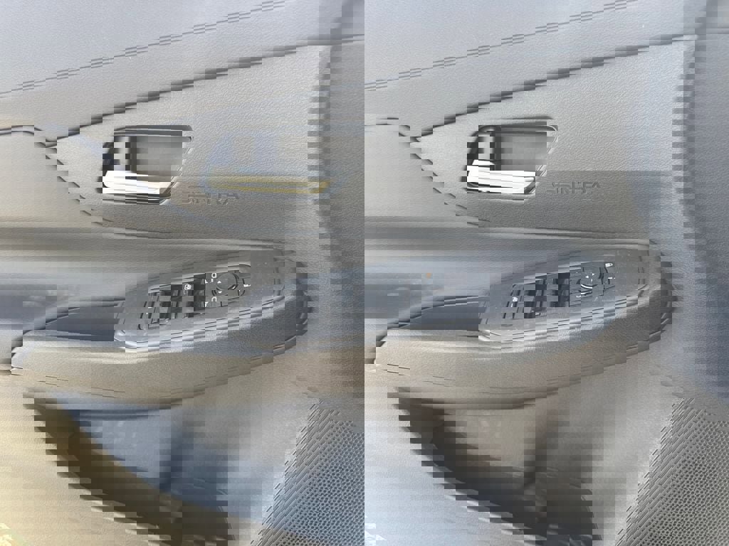 New 2026 Nissan Sentra S w/ Floor Mat Package image 15