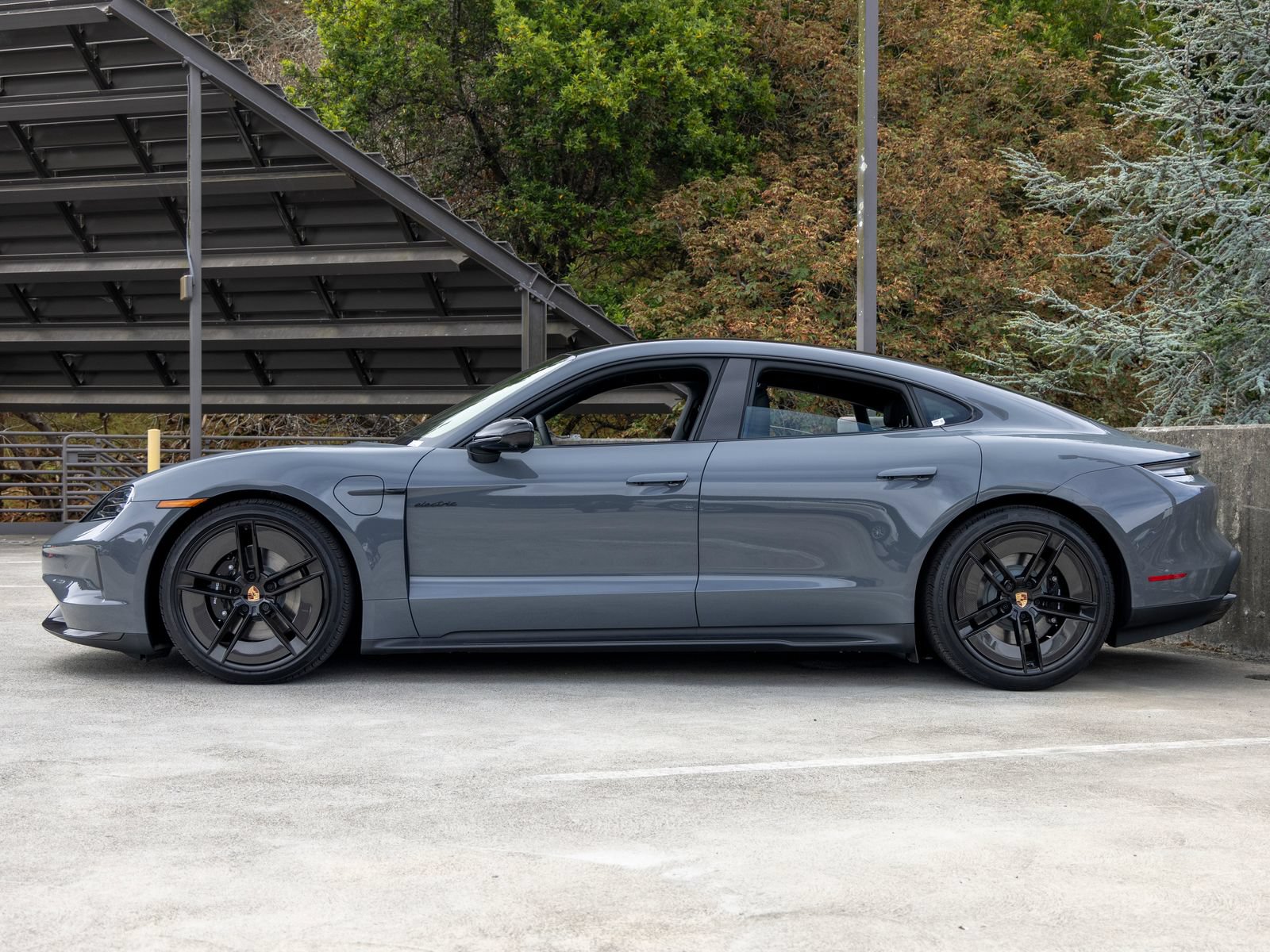 New 2026 Porsche Taycan RWD image 2