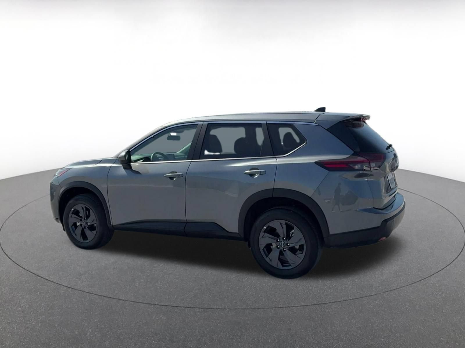Used 2026 Nissan Rogue SV FWD image 10