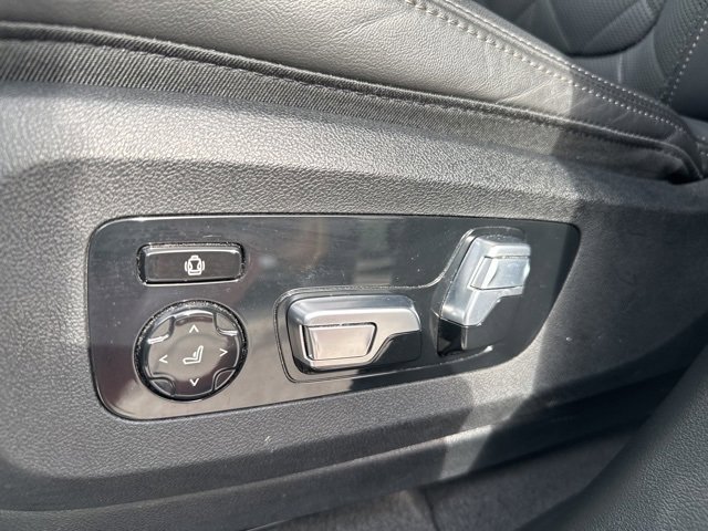 Used 2024 BMW X7 xDrive40i image 75